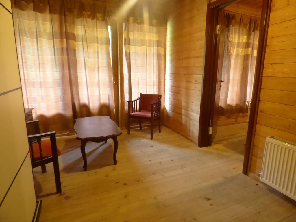 Hotel Hatsvali Mestia Zimmer foto